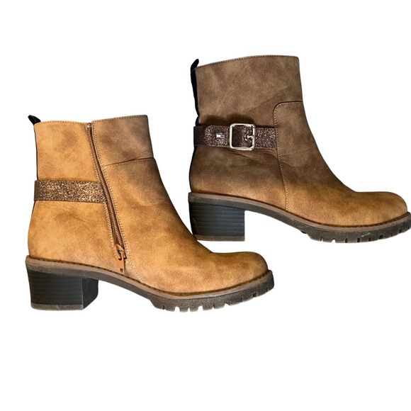 Teri Marllow Other - Tommy Hilfiger Girls Tan Suede Glitter Buckle Ankle Boots Side Zip Chunky Heels